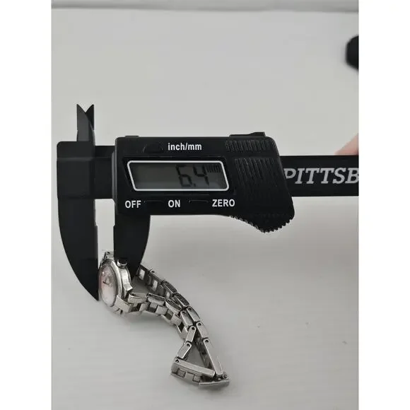 Rare Lady's Seiko Rose 1N00-0GN0 Diamond Dial Quartz Watch New Battery Runs Mint - Picture 4 of 11